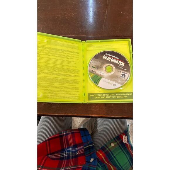 THE WALKING DEAD SURVIVAL INSTINCT XBOX 360 VIDEO GAME - Picture 7 of 7